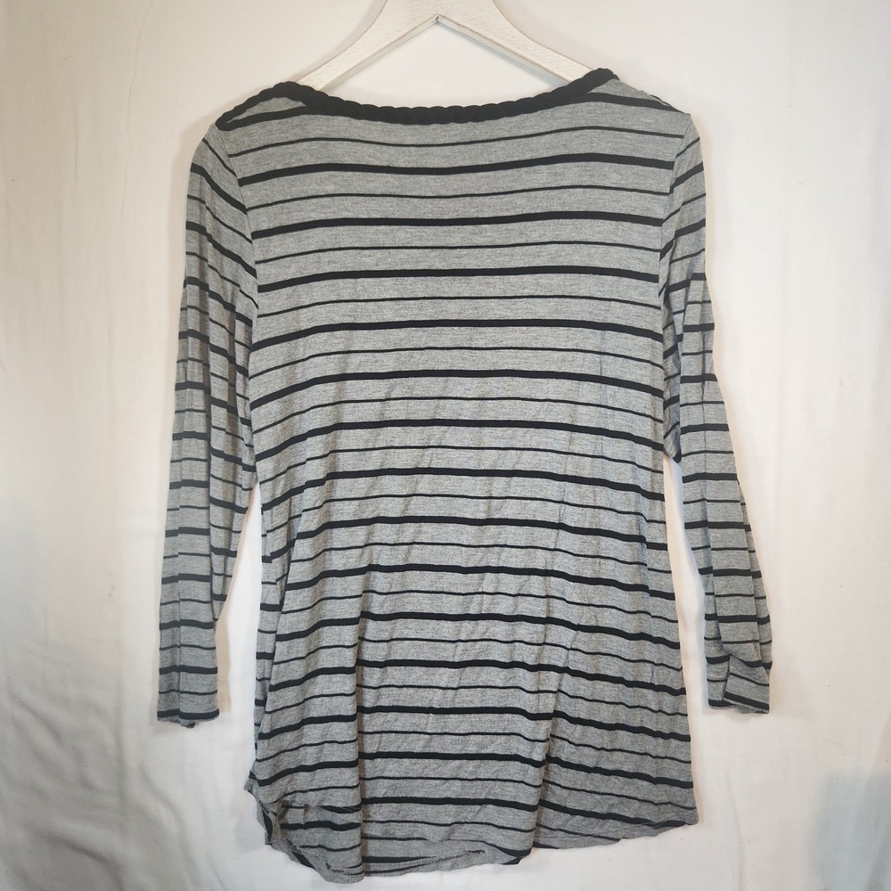 Cable &‎ Gauge Womens Grey Black Striped Braided Neck Long Sleeve Top Large - Picture 2 of 5